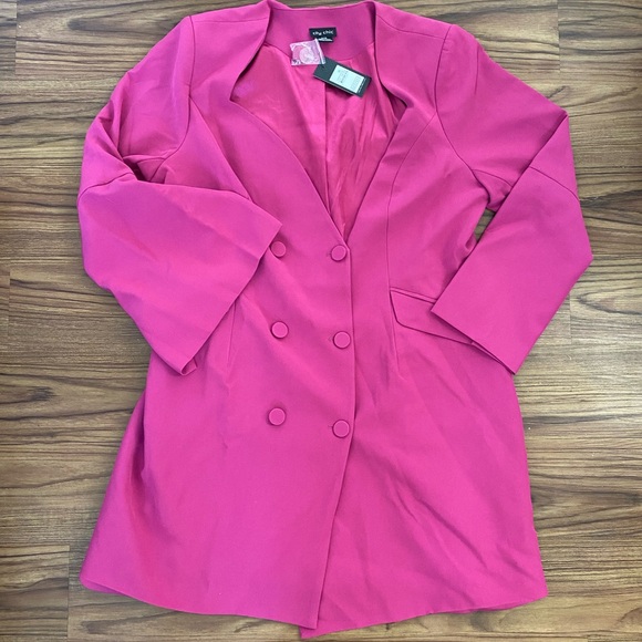 NWT Kallie Dress from City Chic in a Size 18 in Pop Pink - Picture 13 of 13